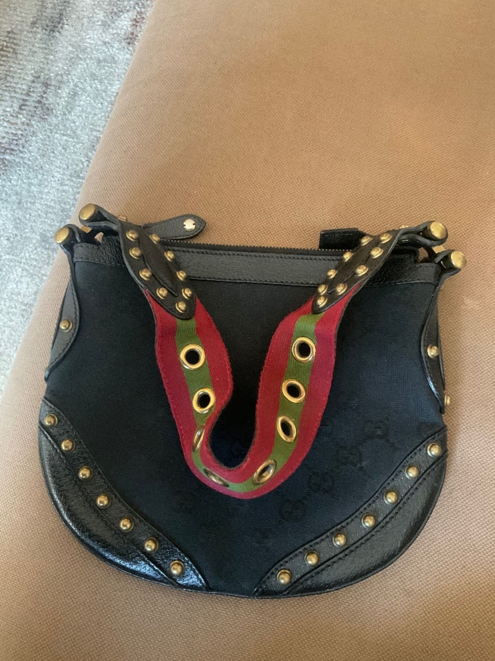 Gucci Pelham small shoulder bag